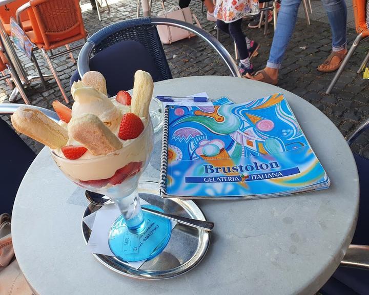 Eiscafé Brustolon am Bahnhofplatz